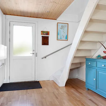 Summerhouse With Both Island Charm And Sea View *