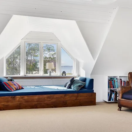 Summerhouse With Both Island Charm And Sea View Villa Holbæk